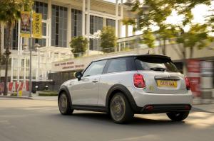 Mini Cooper SE 2019 года