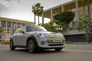 Mini Cooper SE 2019 года