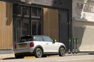 Mini Cooper SE 2019 года