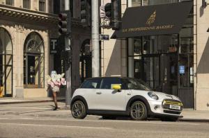 Mini Cooper SE 2019 года