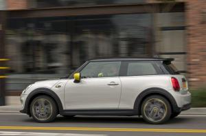 Mini Cooper SE 2019 года
