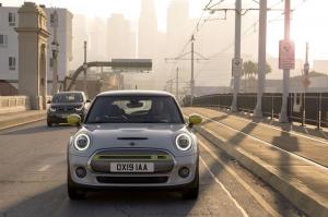 Mini Cooper SE 2019 года