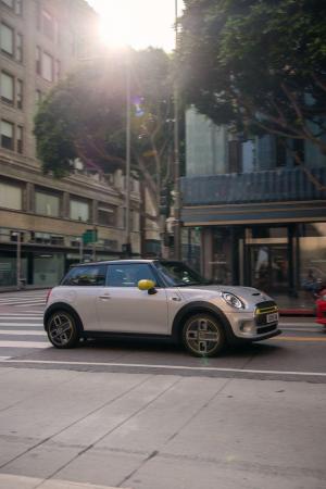 Mini Cooper SE 2019 года
