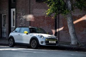 Mini Cooper SE 2019 года