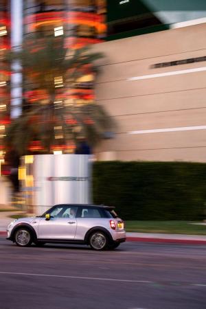 Mini Cooper SE 2019 года