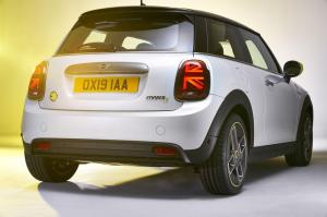 Mini Cooper SE 2019 года
