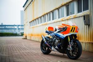 BMW S1000RR by Crazy Garage