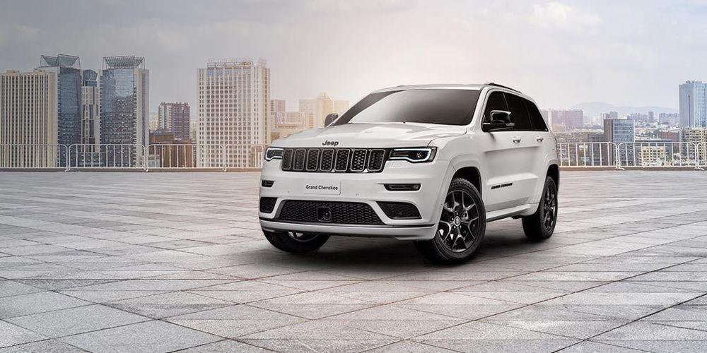В России появился новый Jeep Grand Cherokee в спортивной модификации