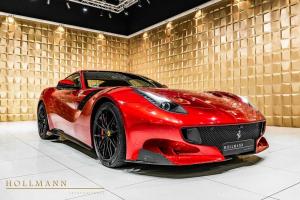 Ferrari F12tdf 2015 года