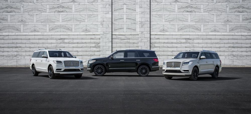 Lincoln Navigator Monochromatic 2019 года