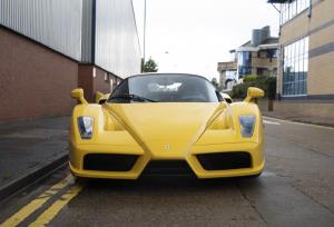 Ferrari Enzo Giallo Modena 2003 года