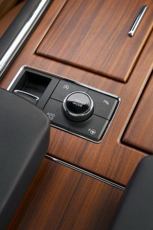 Lincoln Navigator Monochromatic 2019 года