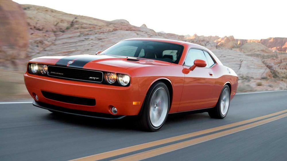 Dodge Challenger SRT-8