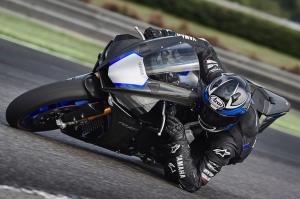 Yamaha YZF-R1M
