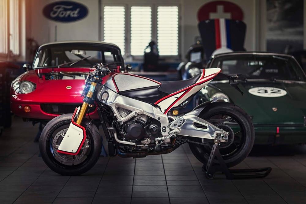 Трек-байк Aprilia Tuono V4 1100 от мастера Гвенел Бэртолеми