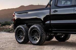 Chevrolet Silverado RST Z71 Crew Cab Goliath 6x6 by Hennessey