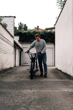 Yamaha SR400 by TOMA Customs