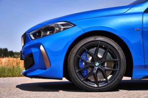 BMW M135i xDrive 2019 года