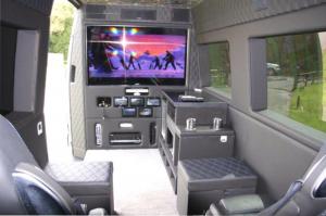 Volkswagen Crafter The Mystery Machine 2012 года