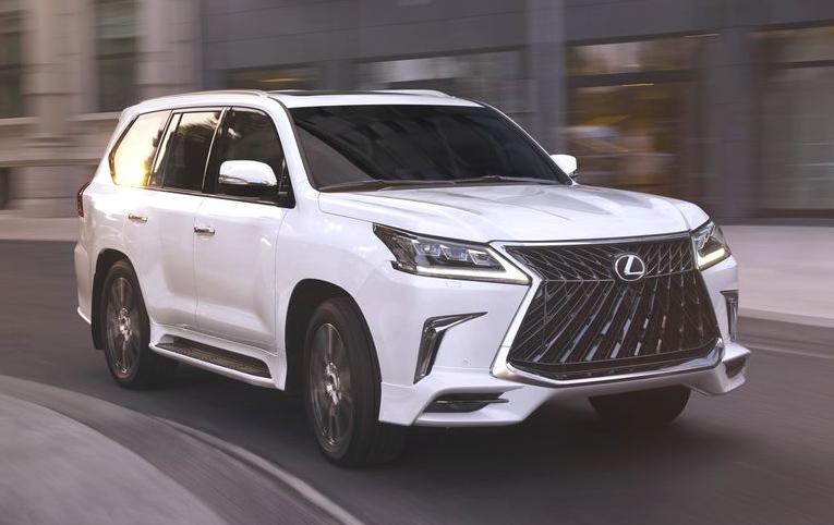 Обновленная версия Lexus LX станет более спортивной