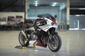 Kawasaki ZXR900 30th Aniversary Japan Legends