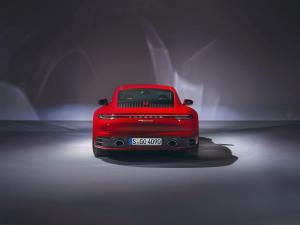 Porsche 911 Carrera 2019 года