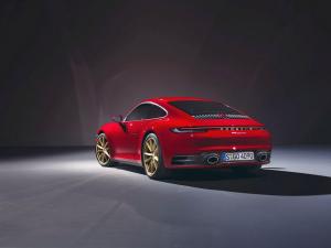 Porsche 911 Carrera 2019 года