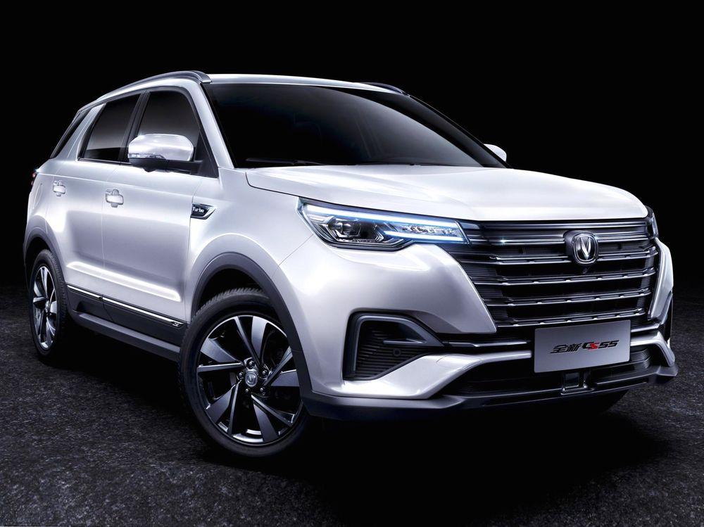 Обновленный ChangAn CS55: новая внешняя атрибутика в духе «Икс»