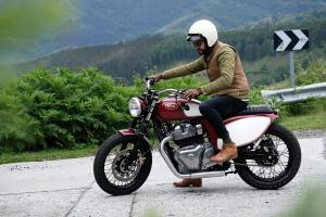 Royal Enfield Interceptor by BAAK Motocyclettes
