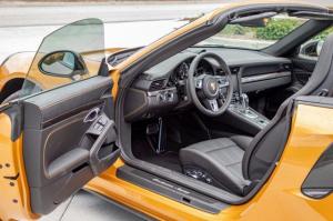 Porsche 911 Turbo S Cabriolet Exclusive Series 2019, продаваемый в CNC Motors