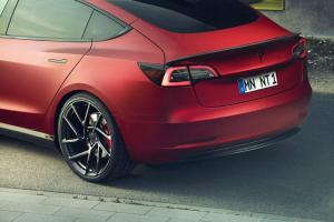 Tesla Model 3 by Novitec Rosso 2019 года