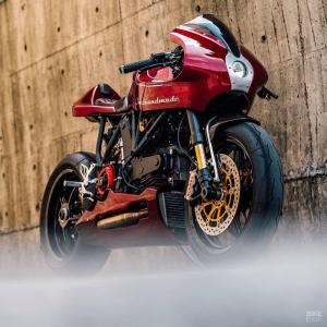 Ducati MH900E by OneHandMade