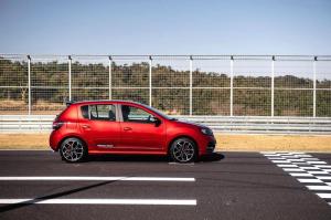 Renault Sandero R.S. 2019 года