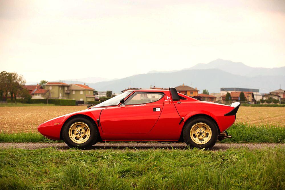 Lancia Stratos HF Stradale 1977 года