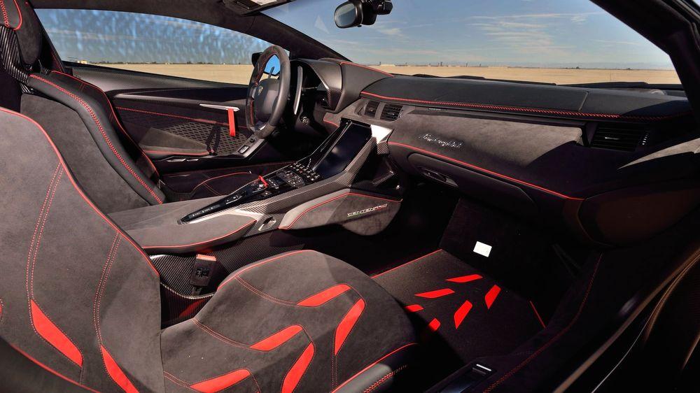 Lamborghini Centenario Coupe LP770-4 2017 года