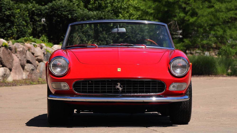 Ferrari 275 GTS 1966 года будет продан в августе