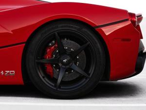 Ferrari LaFerrari Aperta 2017 года