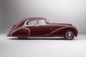 Bentley Corniche Saloon by Mulliner Recreation 2019 года
