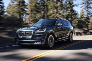 Lincoln Aviator Hybrid 2019 года