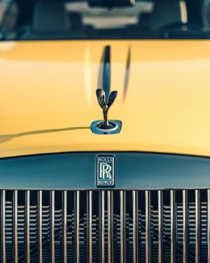 Rolls-Royce Wraith Black Badge Pebble Beach Collection Semaphore Yellow