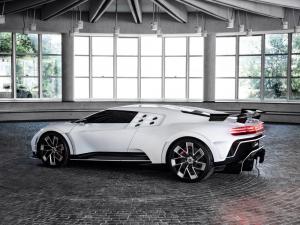 Bugatti Centodieci 2019 года