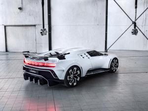 Bugatti Centodieci 2019 года