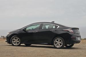 Chevrolet Volt 2016 года