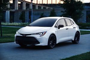 Toyota Corolla SE Nightshade Hatchback
