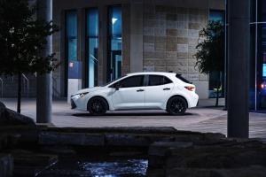 Toyota Corolla SE Nightshade Hatchback