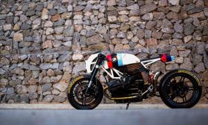 BMW R1100S by Lucky Customs