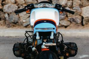 BMW R1100S by Lucky Customs