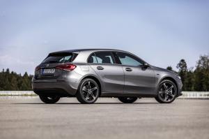 Mercedes-Benz A250 e 2019 года