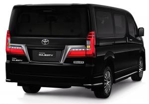 Toyota Majesty Grande 2019 года