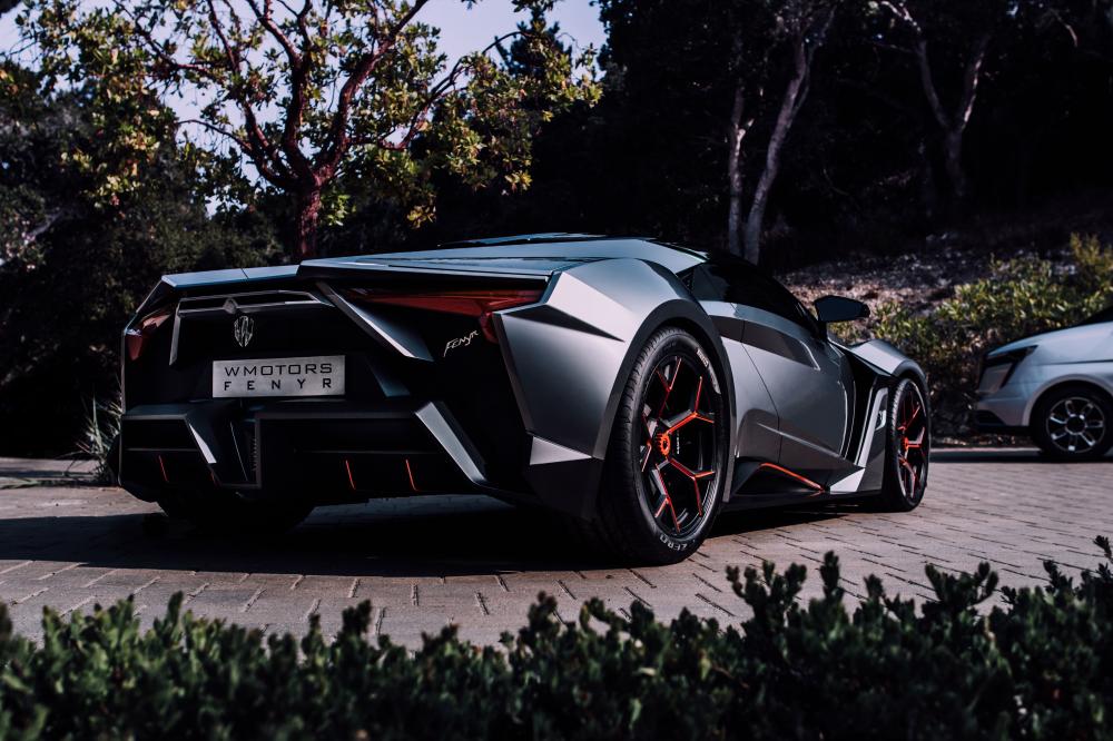 W Motors Fenyr SuperSport 2015 года